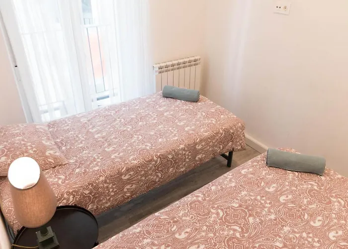 Apartament Modern In Romantic Quarter *