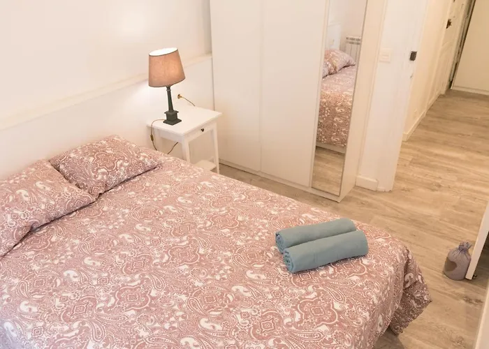 Modern In Romantic Quarter 아파트